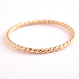 Gold-filled Simple Twist Ring - 14k Gold-filled..